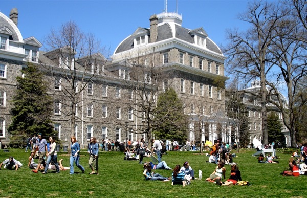 Students on the lawn of Swarthmore University in Pennsylvania