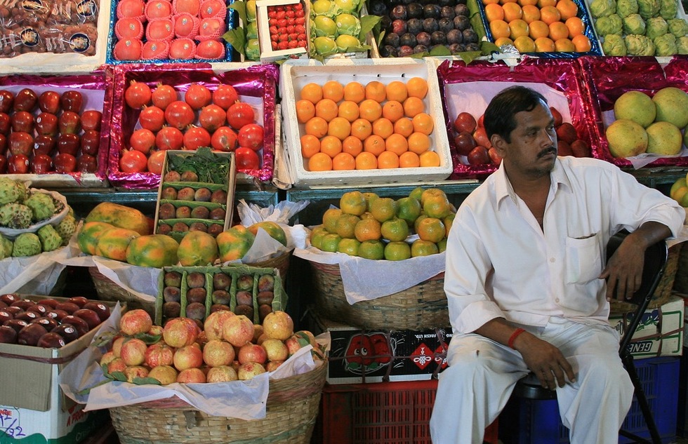 Fruit stand in Mumbai