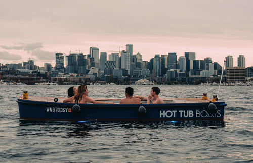 Seattle’s Wild Hot Tub Boats: Sightsee and Soak  | Frommer's