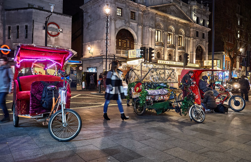 London's Latest Scams: Pedicabs and "American" Candy Stores | Frommer's