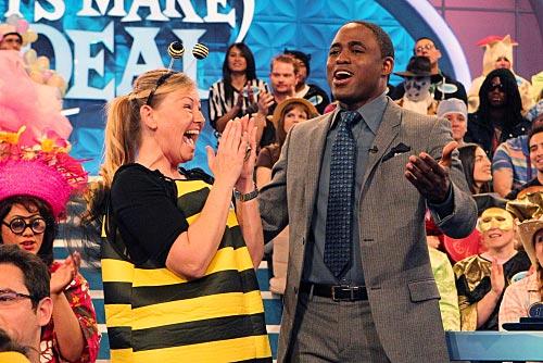 Host Wayne Brady and contestant on "Let's Make a Deal." Photo by: Sonja Flemming/CBS