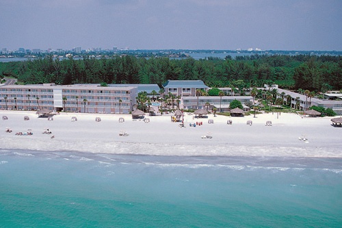 Aerial view of Sandcastle Resort at Lido Beach. Photo: Courtesy The Sandcastle Resort.