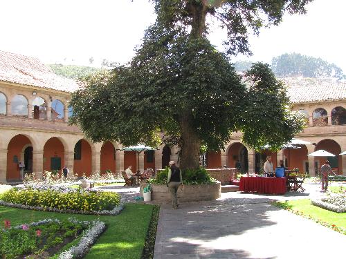 Hotel Monasterio in Cusco